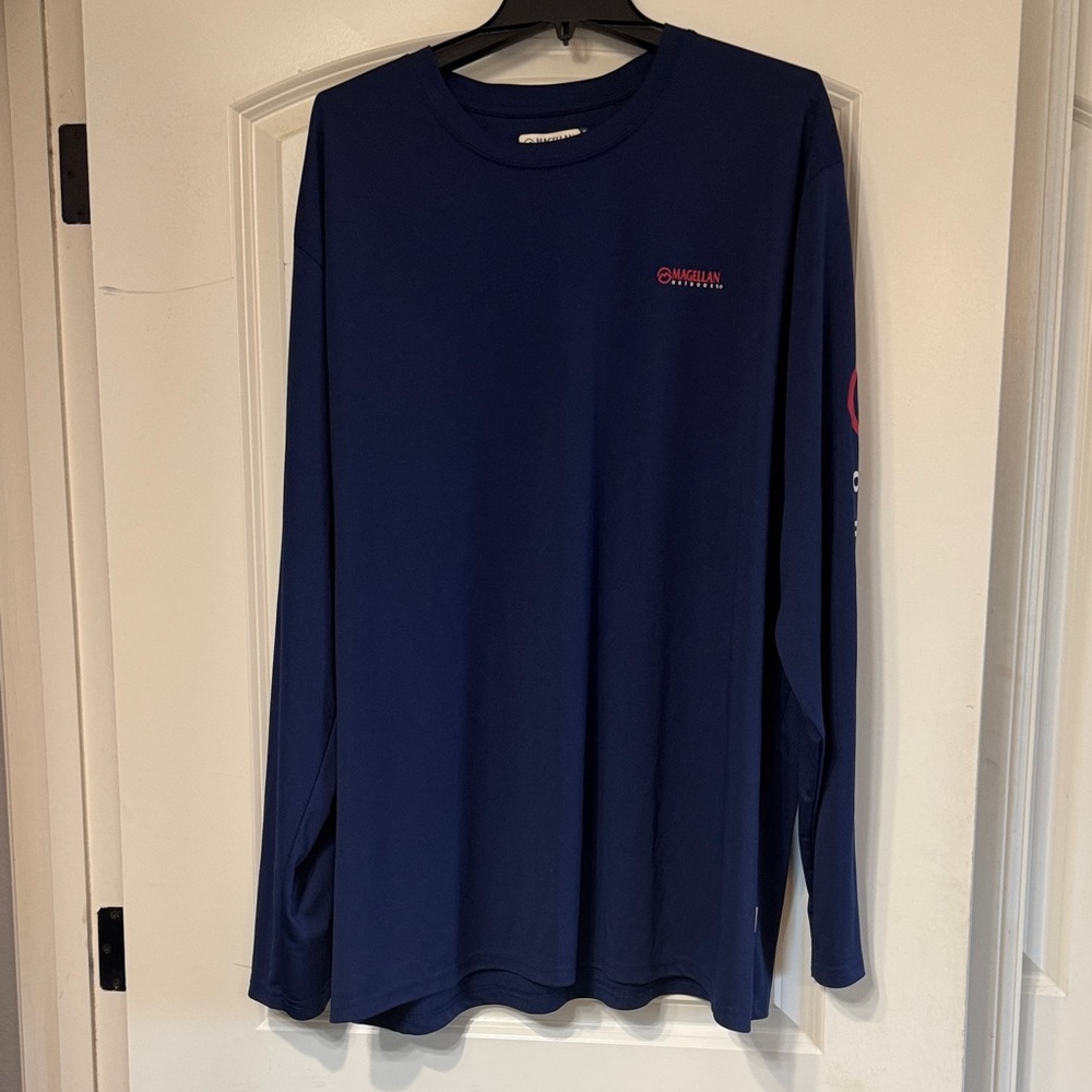 Magellan Outdoors Men's Navy Long Sleeve Tee